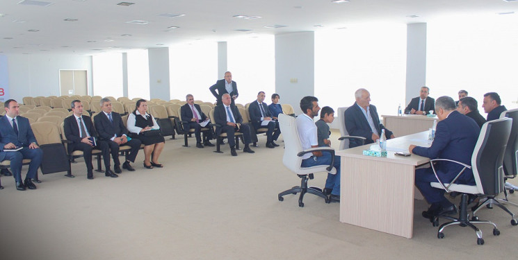 İcbari Tibbi Sığorta üzrə Dövlət Agentliyinin İdarə Heyətinin sədri Zaur Əliyev Sabirabad şəhərində vətəndaşları qəbul edib