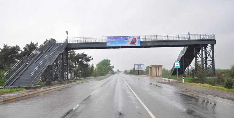 “Konstitusiya və Suverenlik İli” ilə bağlı Sabirabad rayonunda müxtəlif ölçülərdə poster və bannerlər yerləşdirilmişdir