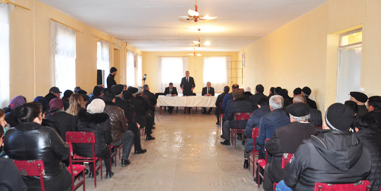 Sabirabad Rayon İcra Hakimiyyətinin başçısı Siraqəddin Cabbarovun növbəti səyyar görüş-qəbulu Axısxa kəndində keçirilmişdir